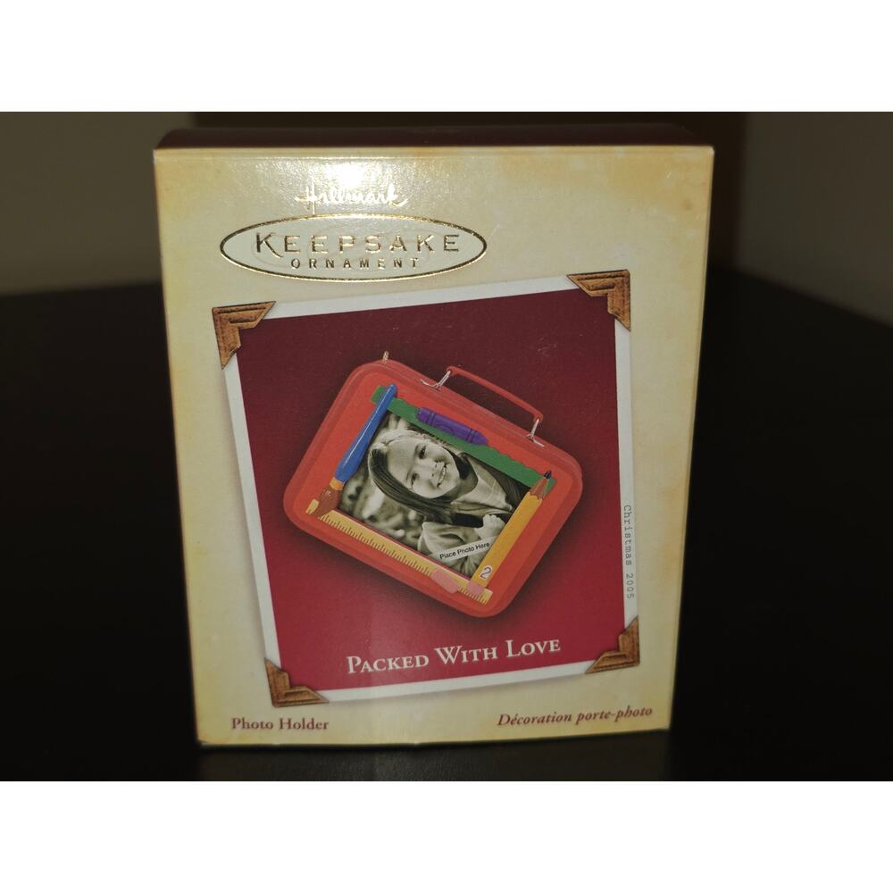 Hallmark Keepsake Ornament~Packed With Love~Lunch Box~Photo Holder~2005 Nib